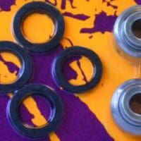 PIVOT WORKS - Lagers en afdichtingen.