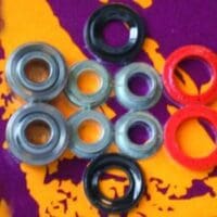 PIVOT WORKS - Lagers en afdichtingen.