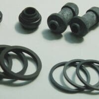 1023562-1-800Wx800H TOURMAX Remklauw keerring set voorzijde Honda