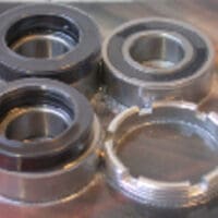 1047520-1-800Wx800H KIT ACHTERWIELLAGERS HONDA CR125-250-500 90-99 LAGERS EN OLIEKEERRINGEN