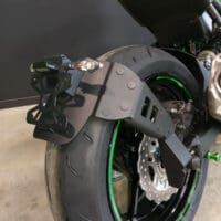 1061136-1-800Wx800H ACCESS DESIGN kentekenplaathouder ''over het wiel'' zwart Kawasaki Z900