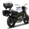 1062510-5-800Wx800H SHAD 3P System zijkofferrek Kawasaki