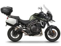 1062600-5-800Wx800H SHAD 3P System zijkofferrek Triumph