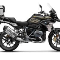 1062632-1-800Wx800H SHAD Top Master kofferrek BMW