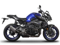 1062707-2-800Wx800H SHAD 3P System zijkofferrek Yamaha