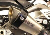 BESCHERMING R&G RACING VOOR DEMPER AKRAPOVIC ZESHOEKIGHEXAGON