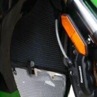 1069922-1-800Wx800H R&G RACING Pro Radiatorbeschermer