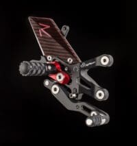 LIGHTECH verstelbare/inklapbare Racing schakelset achter standaard en omgekeerd Racing schakelsysteem zwart/rood BMW R6