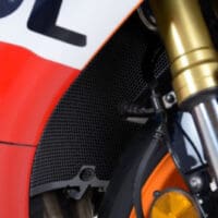 1088116001-1-800Wx800H R&G RACING Radiateurbeschermer - Aluminium
