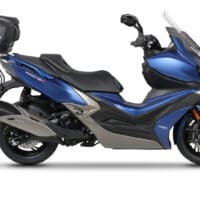 1102041-1-800Wx800H SHAD Top Master kofferrek Kymco