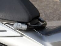 1109599-10-800Wx800H SHAD Serie 3 Handlebar Lock - 49 cm
