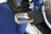 800Wx800H-1057283-2 SCAR voetsteun antimodder titanium