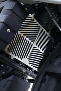 800Wx800H-1069973-3 R&G RACING Radiateurbeschermer - Roestvrij staal