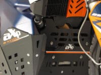 AXP Motorbeschermplatene - HDPE ø8 mm