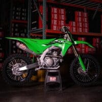 800Wx800H-1138438001-1 YOSHIMURA RS12 Volledig uitlaatsysteem Series - Roestvrij staal met carbon eindkap