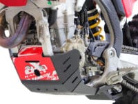 800Wx800H-1150041001-4 AXP Xtrem Motorbeschermplatene met linksysteem bescherming - HDPE 8 mm