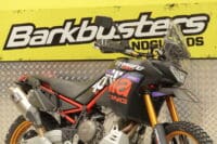 800Wx800H-1155135-4 BARKBUSTERS Montageset voor handkappen - Twee-punts montage