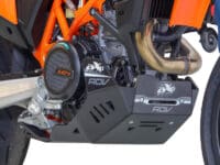800Wx800H-1155167001-2 AXP Motorbeschermplaat – HDPE 8mm